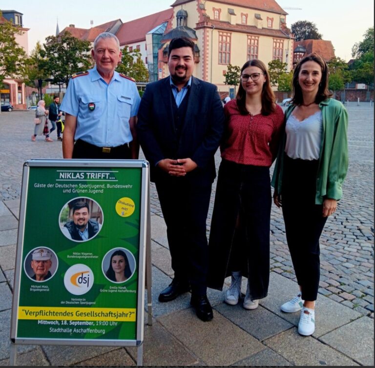 Verpflichtendes Gesellschaftsjahr – sinnvolle Idee oder eine Belastung für die Jugend?