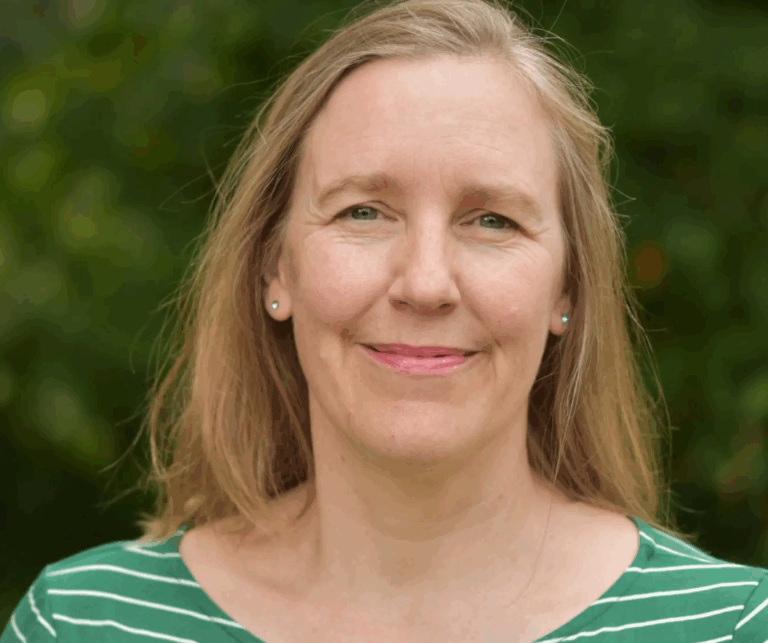Kim Davey zur Bürgermeisterkandidatin in Haßfurt nominiert